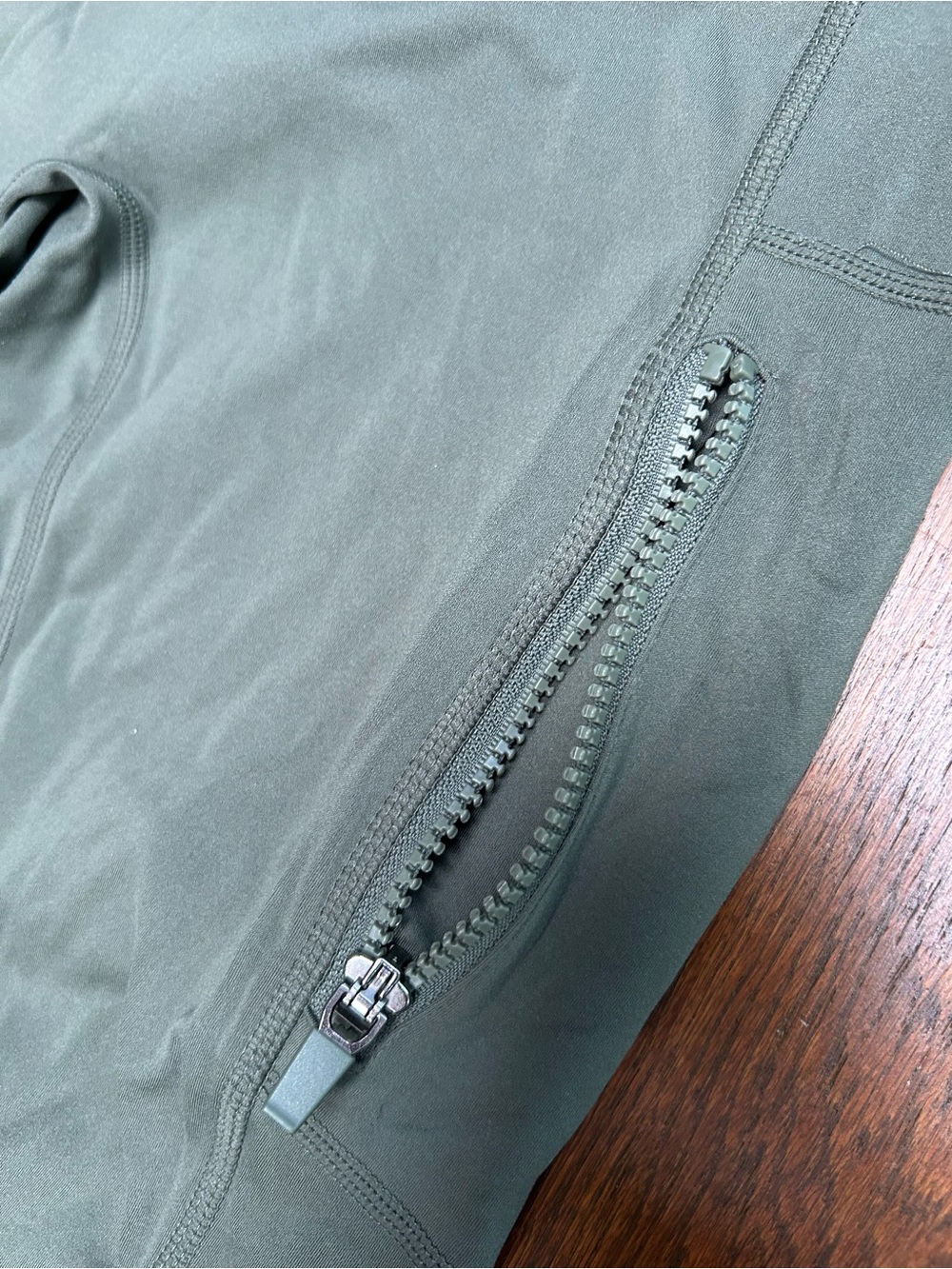 Fabletics OliveGreen Motion365 Seamless Active leggings, 1waist+2side leg pkts. - Picture 5 of 7